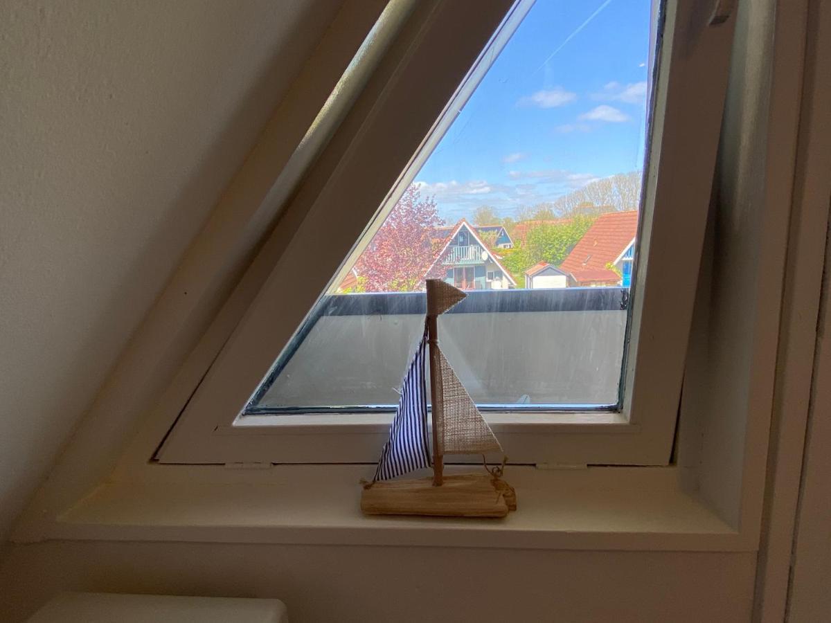 De Lauwersmeer Vogel Mit Eingezaeuntem Garten Anjum Exteriör bild