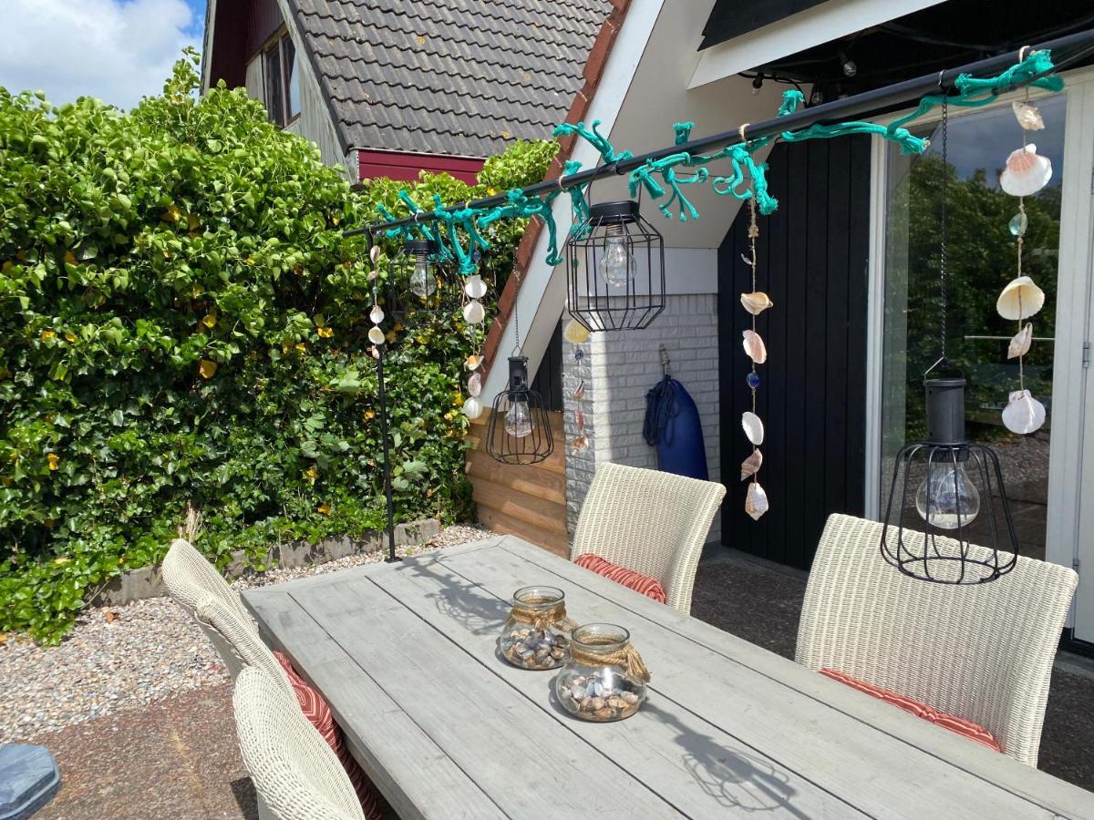 De Lauwersmeer Vogel Mit Eingezaeuntem Garten Anjum Exteriör bild